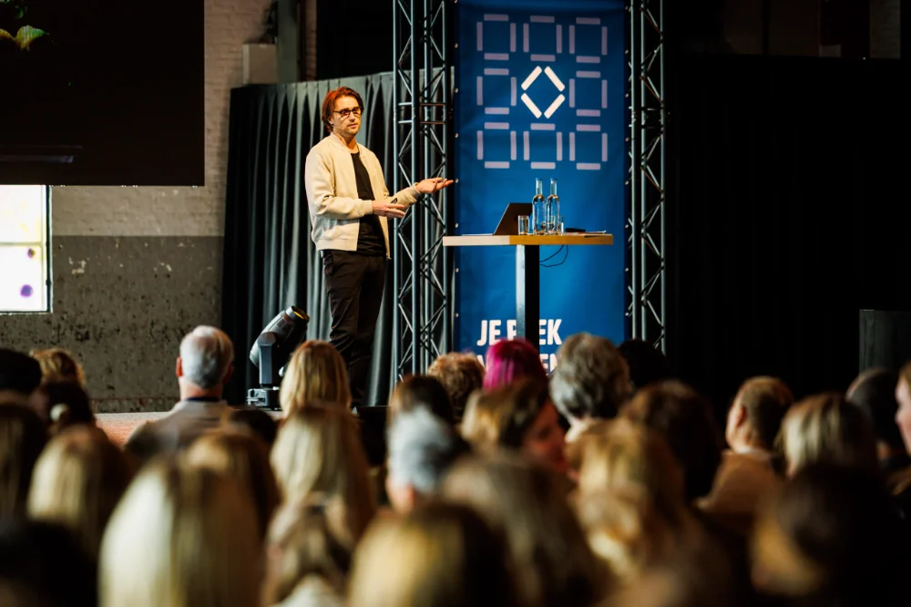 What questions should you ask before booking an AI speaker?